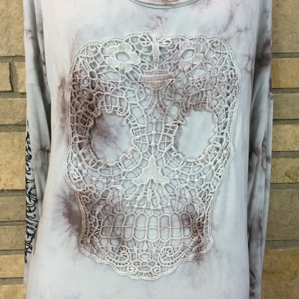 Harley-Davidson Women’s Crocheted Skull Slash Long Sleeve Top